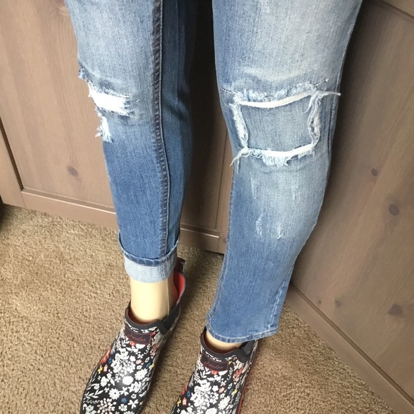 🆕 Freestyle distressed destructed stretch jeans - Picture 2 of 6